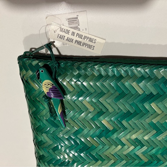 Handmade Vintage 80s Woven Clutch | Green | Eaton - Picture 2 of 4